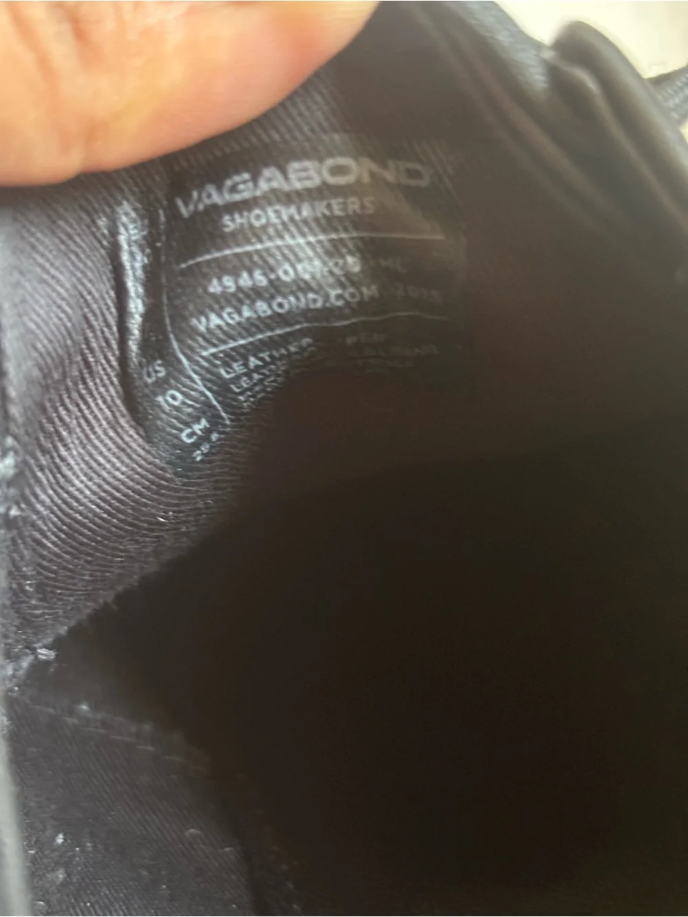 Vagabond shoemakers tara